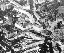 Hubert Harst diente sie als Vorlage für sein zeitgenössisches Luftbild vom Wittener Rathaus. Beide Aufnahmen sind in den Band "Zeitkontraste" des Kommunalverbandes Ruhrgebiet (KVR) aufgenommen worden. (Foto: Hubert Harst)